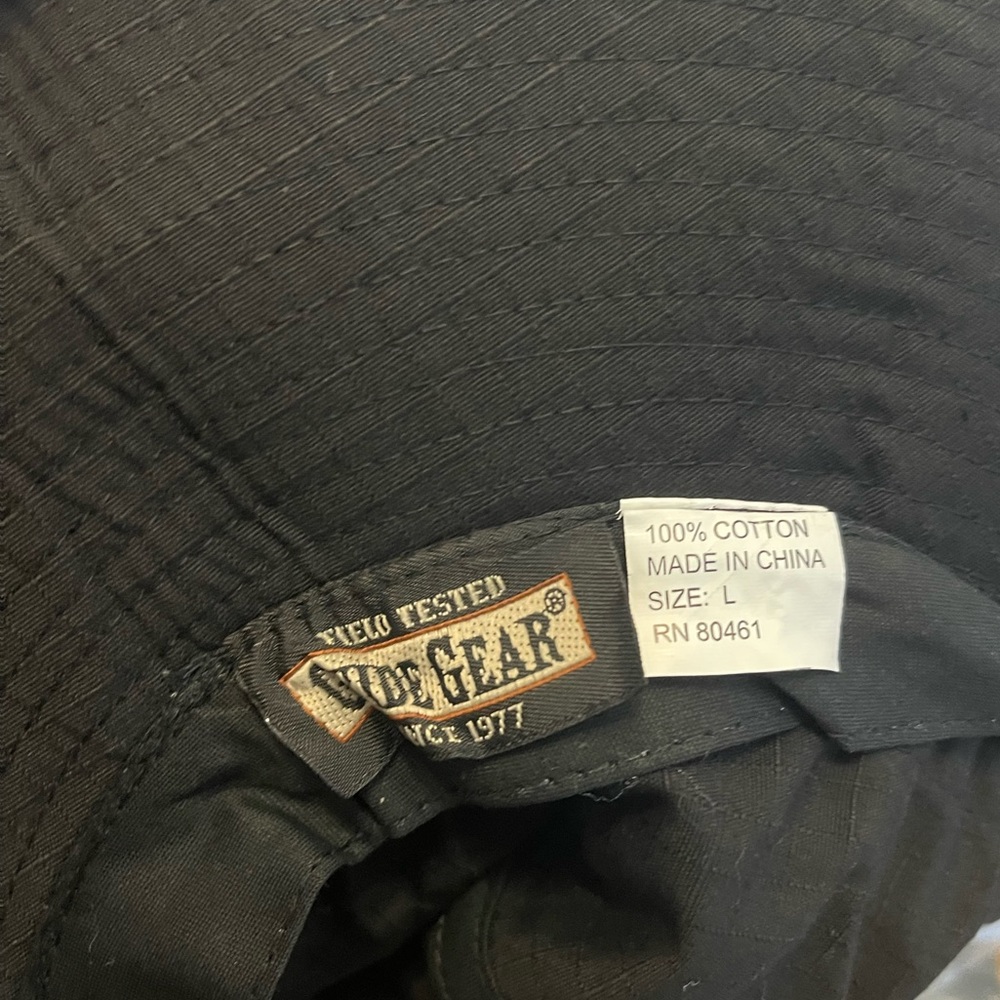 Universal Buckets hat - Picture 5 of 5